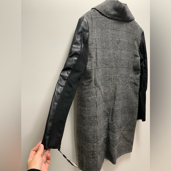 NEW KARL LAGERFELD PLAID WOOL DRAPE COLLAR FAUX LEATHER SLEEVE COAT SIZE:SMALL - Picture 16 of 16